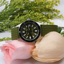 Carica l'immagine nel visualizzatore di Gallery, 6217 8000 Reissue NH35A Green Dial Waffle Strap SLA017 Homage