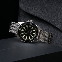 Carica l'immagine nel visualizzatore di Gallery, Mesh band 6217 Homage Solid Stainless Steel Band