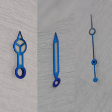 Carica l'immagine nel visualizzatore di Gallery, Blue Luminous Watch Hands For Seiko SKX007, SKX009, etc Watches
