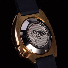 Carica l'immagine nel visualizzatore di Gallery, Bronze Turtle 6105 Homage Black Dial NH35A 300M Water Resistant