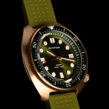 Carica l'immagine nel visualizzatore di Gallery, Bronze Turtle 6105 Homage Green Dial NH35A 300M Water Resistant