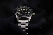 Load image into Gallery viewer, FIFTYFOUR 6217 Homage Solid Stainless Steel Band