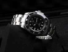 Carica l'immagine nel visualizzatore di Gallery, 1000meter Water Resisstant Diver Watch Black Dial Rolex Homage 116600