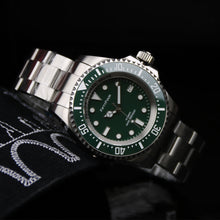 Carica l'immagine nel visualizzatore di Gallery, Deepsea Green 100ATM Water Resisstant Diver Watch Green Dial NH35A Movt