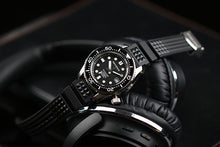 Carica l'immagine nel visualizzatore di Gallery, Seagull ST2130 44mm SBDX001 Homage Black Divemaster Automatic MM300 Marinemaster