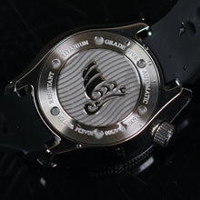 Carica l'immagine nel visualizzatore di Gallery, SLA025 Homage Titanium Grade 5 Solid endpiece 19mm waffle strap Gold dial