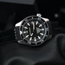 Carica l'immagine nel visualizzatore di Gallery, SLA025 Homage Titanium Grade 5 Solid endpiece 19mm waffle strap seahunter dial