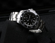 Load image into Gallery viewer, 1000meter Water Resisstant Diver Watch Black Dial Rolex Homage 116600
